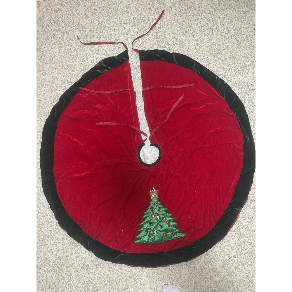 Large Vintage Red‎ Velvet Tree Skirt Roughly 40"
